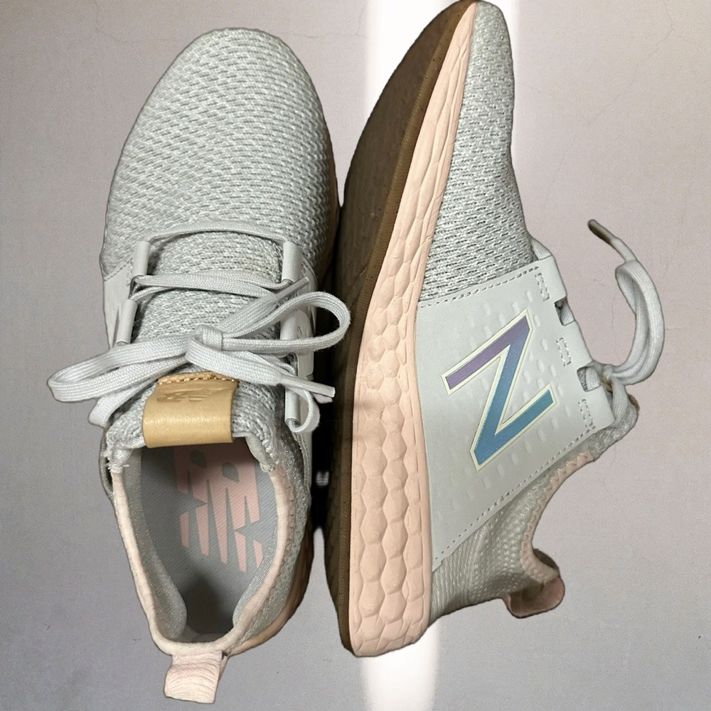 New Balance Women's Light Gray and Pink Sneakers